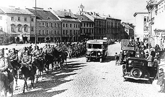 German troops enter Poland on 1 September 1939